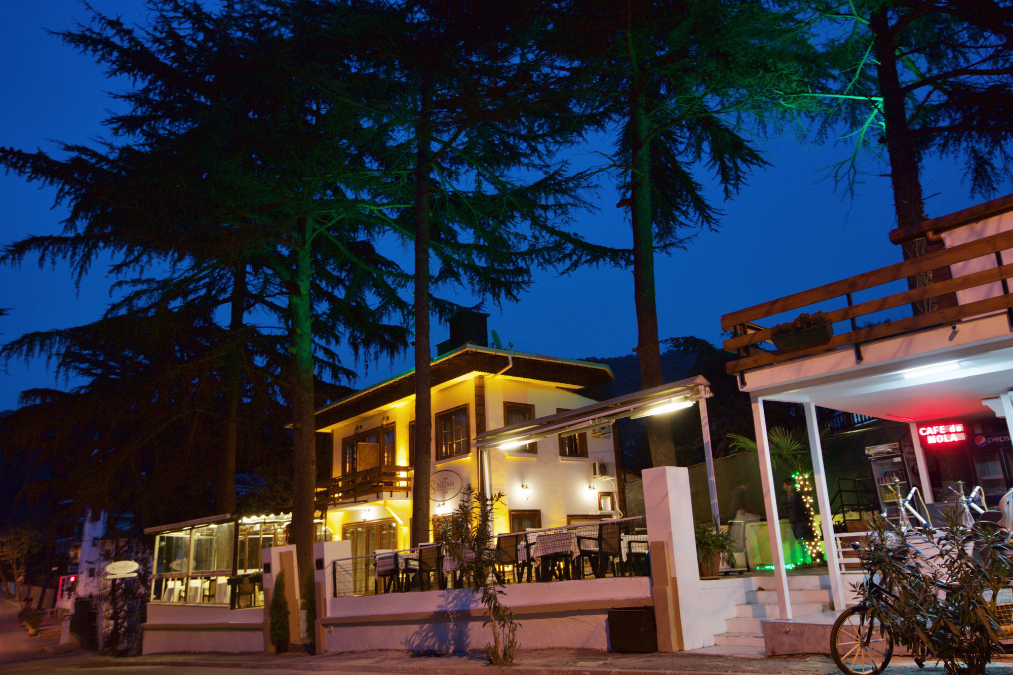 Nizam Butik Otel Bueyuekada Adalar Exterior foto